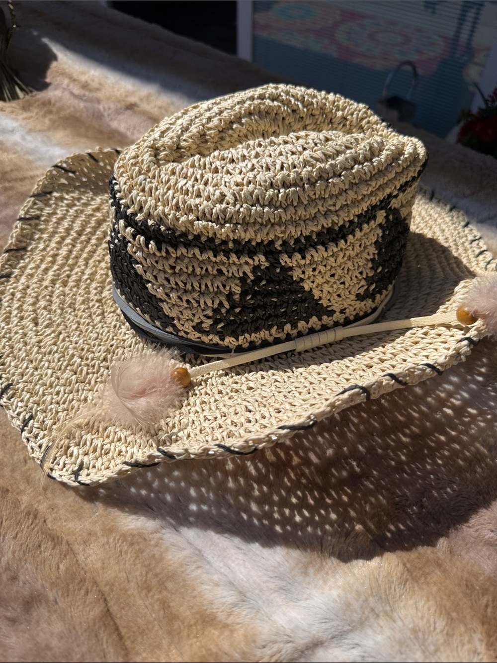 Peter Grimm New Aztec 3 band/ feathers Natural Straw Crochet Hat Black Accents - Picture 4 of 11